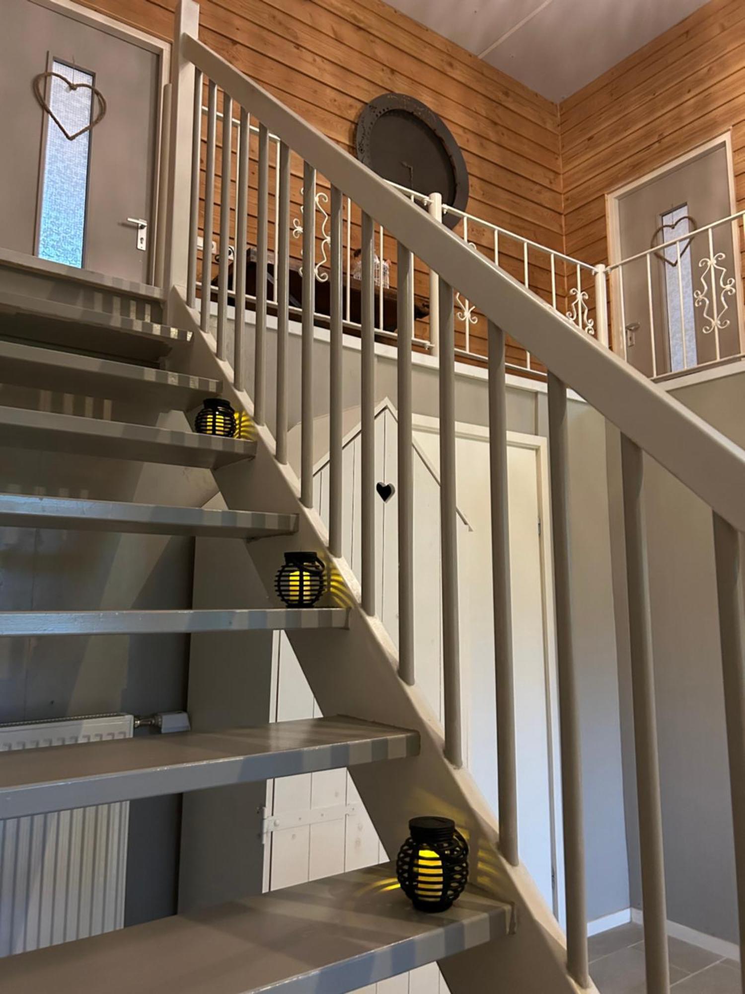 T'Hus Bed & Breakfast Katlijk 외부 사진